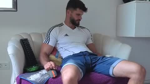 Snapshot of mauro_real_man chatting on 9, 8, 2026 mauro_real_man online show from 9, 8, 2026