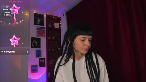 Snapshot of mavimist_ chatting on 7, 3, 2026 mavimist_ online show from 7, 3, 2026