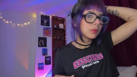 Snapshot of mavimist_ chatting on 8, 3, 2026 mavimist_ online show from 8, 3, 2026