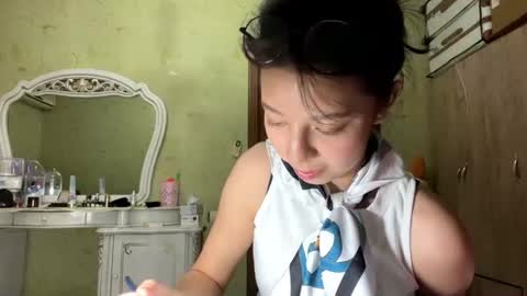 Violet online show from 27, 7, 2026
