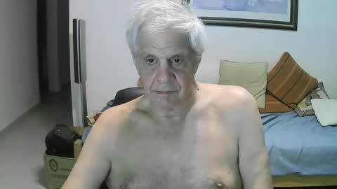 Snapshot of max_2017 chatting on 13, 12, 2024 max_2017 online show from 13, 12, 2024