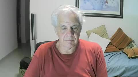 Snapshot of max_2017 chatting on 15, 12, 2024 max_2017 online show from 15, 12, 2024