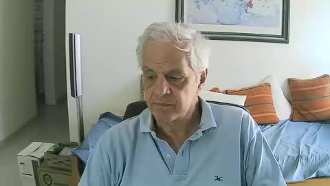 Snapshot of max_2017 chatting on 2, 2, 2025 max_2017 online show from 2, 2, 2025