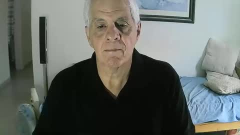 Snapshot of max_2017 chatting on 10, 3, 2026 max_2017 online show from 10, 3, 2026