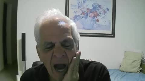 Snapshot of max_2017 chatting on 11, 3, 2026 max_2017 online show from 11, 3, 2026