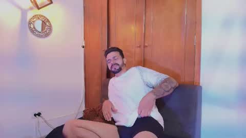 Max  Ashley online show from 5, 8, 2026