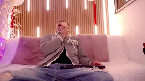 Snapshot of max_hader chatting on 24, 2, 2026 Max online show from 24, 2, 2026