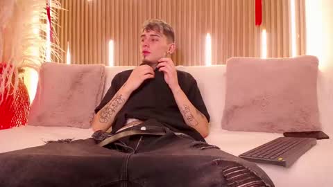 Snapshot of max_hader chatting on 7, 3, 2026 Max online show from 7, 3, 2026