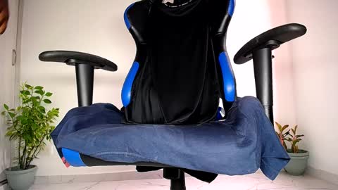 MAX online show from 12, 7, 2026