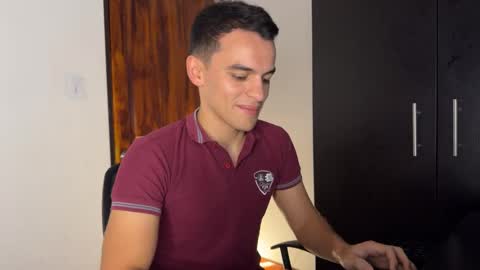 Snapshot of max_lancaster chatting on 3, 12, 2024 Max Lancaster online show from 3, 12, 2024