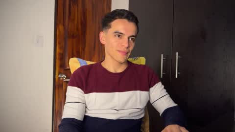 Snapshot of max_lancaster chatting on 21, 1, 2025 Max Lancaster online show from 21, 1, 2025