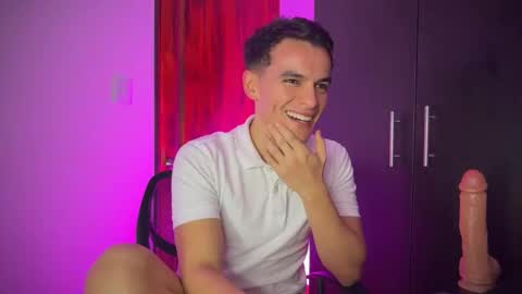 Snapshot of max_lancaster chatting on 24, 1, 2025 Max Lancaster online show from 24, 1, 2025