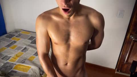 Snapshot of max_lancaster chatting on 26, 1, 2025 Max Lancaster online show from 26, 1, 2025