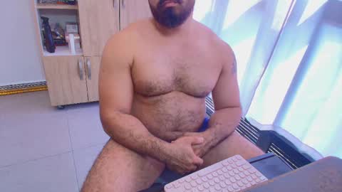 max_love25 online show from 7, 5, 2026
