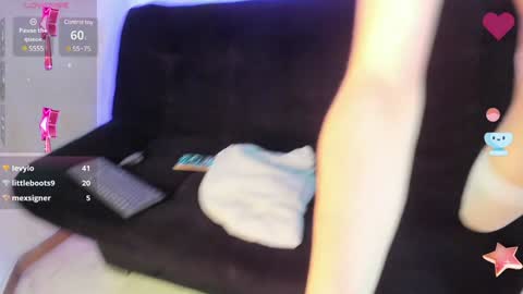 Snapshot of max_lover1 chatting on 7, 2, 2025 Max lover1 online show from 7, 2, 2025