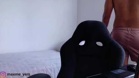 Snapshot of max_meyer chatting on 30, 9, 2025 max_meyer online show from 30, 9, 2025