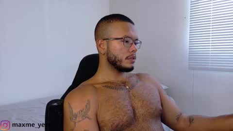 Snapshot of max_meyer chatting on 2, 10, 2025 max_meyer online show from 2, 10, 2025