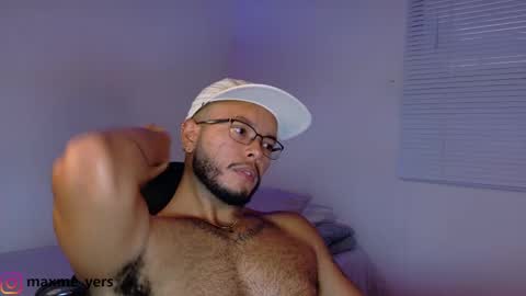 Snapshot of max_meyer chatting on 7, 10, 2025 max_meyer online show from 7, 10, 2025