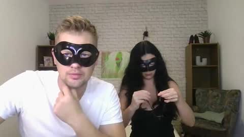 Snapshot of max_mila_888 chatting on 26, 10, 2025 Max  Aliya online show from 26, 10, 2025
