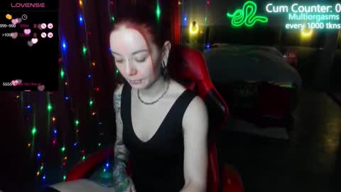 Snapshot of max_phoenix chatting on 16, 2, 2025 Max online show from 16, 2, 2025