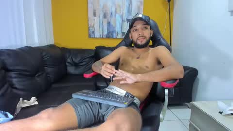 Snapshot of max_sexyhot26 chatting on 5, 1, 2025 max_sexyhot26 online show from 5, 1, 2025