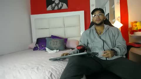 Snapshot of max_sexyhot26 chatting on 19, 1, 2025 max_sexyhot26 online show from 19, 1, 2025