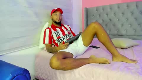 Snapshot of max_sexyhot26 chatting on 26, 1, 2025 max_sexyhot26 online show from 26, 1, 2025