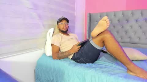 Snapshot of max_sexyhot26 chatting on 28, 1, 2025 max_sexyhot26 online show from 28, 1, 2025
