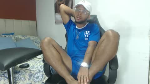 Snapshot of max_sexyhot26 chatting on 19, 2, 2025 max_sexyhot26 online show from 19, 2, 2025