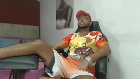 Snapshot of max_sexyhot26 chatting on 20, 2, 2025 max_sexyhot26 online show from 20, 2, 2025