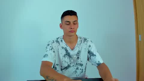 MAX     online show from 24, 6, 2026