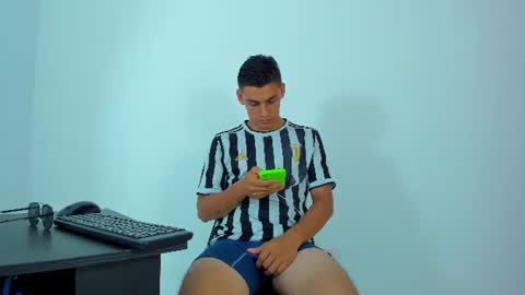 MAX     online show from 28, 6, 2026