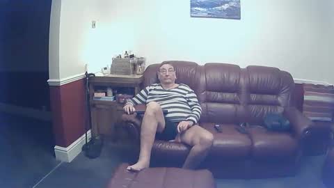 MAX online show from 17, 1, 2025