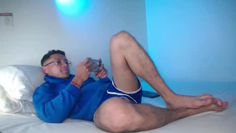 MAXI      online show from 18, 2, 2025