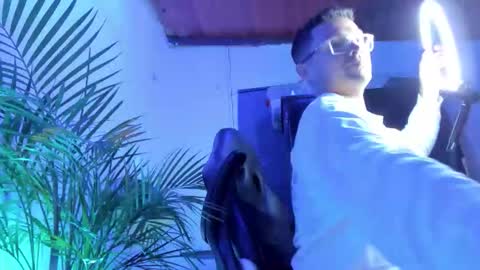 MAXI      online show from 21, 3, 2026