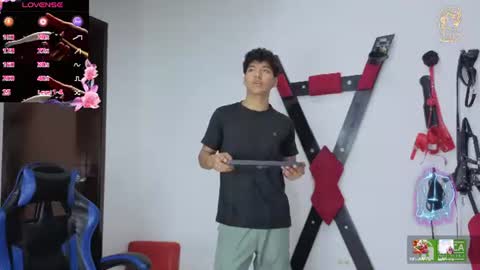 Snapshot of maximiliano_kh4lil chatting on 19, 6, 2026 Maximiliano online show from 19, 6, 2026