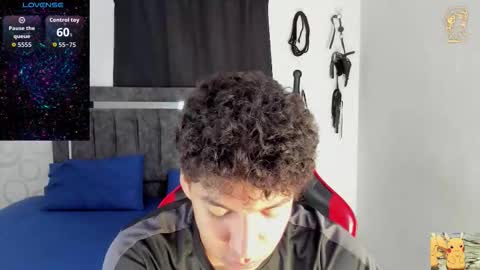 Maximiliano online show from 2, 2, 2026