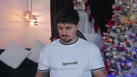 Snapshot of maximo_rodriguez chatting on 14, 12, 2024 Maximo online show from 14, 12, 2024