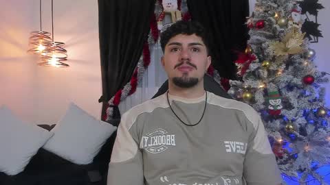 Snapshot of maximo_rodriguez chatting on 22, 12, 2024 Maximo online show from 22, 12, 2024