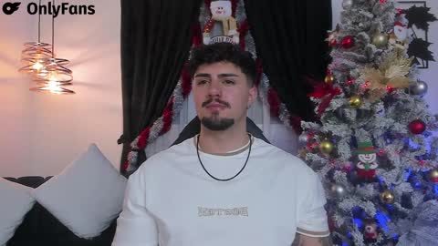 Snapshot of maximo_rodriguez chatting on 23, 12, 2024 Maximo online show from 23, 12, 2024