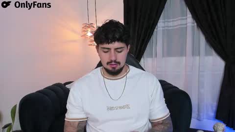 Snapshot of maximo_rodriguez chatting on 25, 2, 2025 Maximo online show from 25, 2, 2025