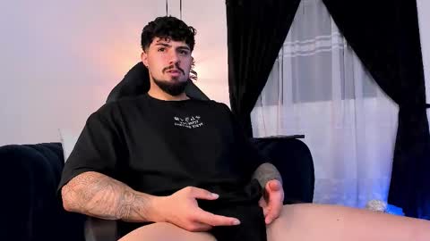 Snapshot of maximo_rodriguez chatting on 25, 9, 2025 Maximo online show from 25, 9, 2025