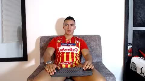 Snapshot of maximo_sebastian chatting on 15, 7, 2026 Maximo Sebastian online show from 15, 7, 2026