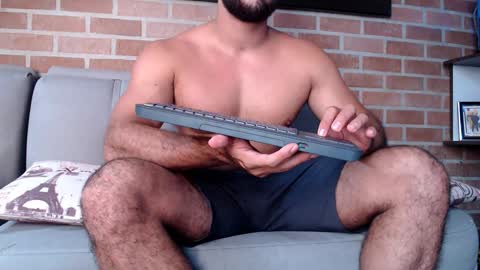 Snapshot of maximotorricelli chatting on 4, 2, 2025 maximotorricelli online show from 4, 2, 2025