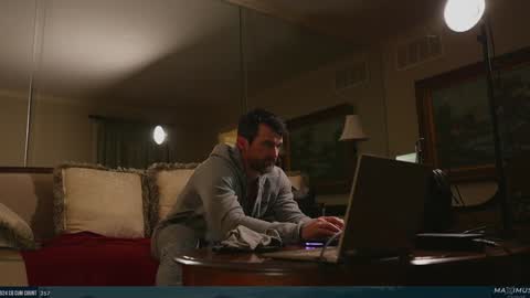 Maximus7871 online show from 8, 2, 2025