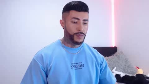 Independent Model online show from 28, 10, 2025