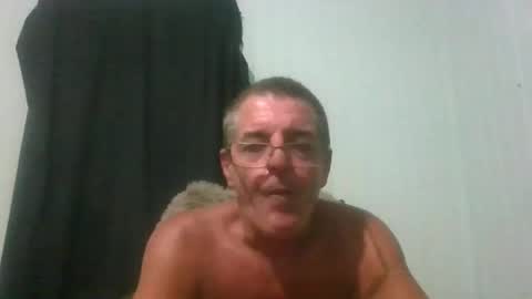 Snapshot of maximus_oreally chatting on 28, 12, 2024 Max online show from 28, 12, 2024