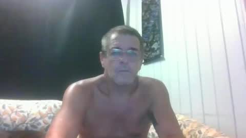 Snapshot of maximus_oreally chatting on 31, 12, 2024 Max online show from 31, 12, 2024