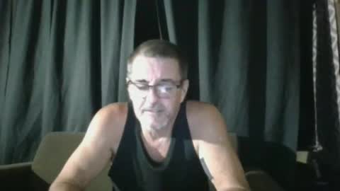 Snapshot of maximus_oreally chatting on 11, 3, 2025 Max online show from 11, 3, 2025