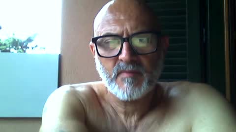Snapshot of maxinn1967 chatting on 3, 8, 2026 maxinn1967 online show from 3, 8, 2026